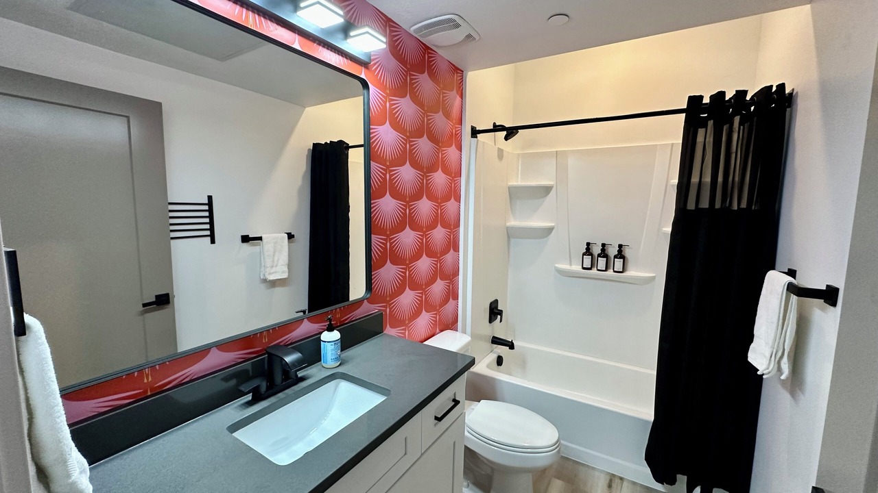 Photo of Bathroom in Poplar Grove