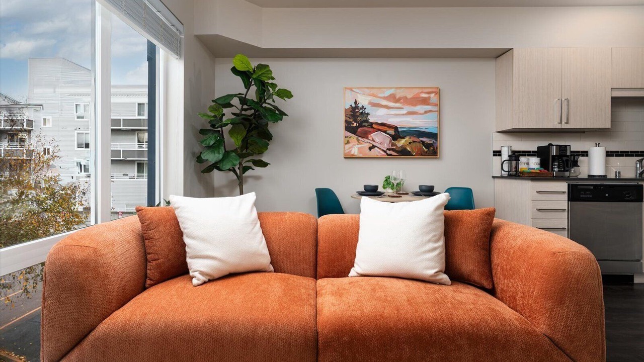 Photo of Livingroom in Lower Queen Anne