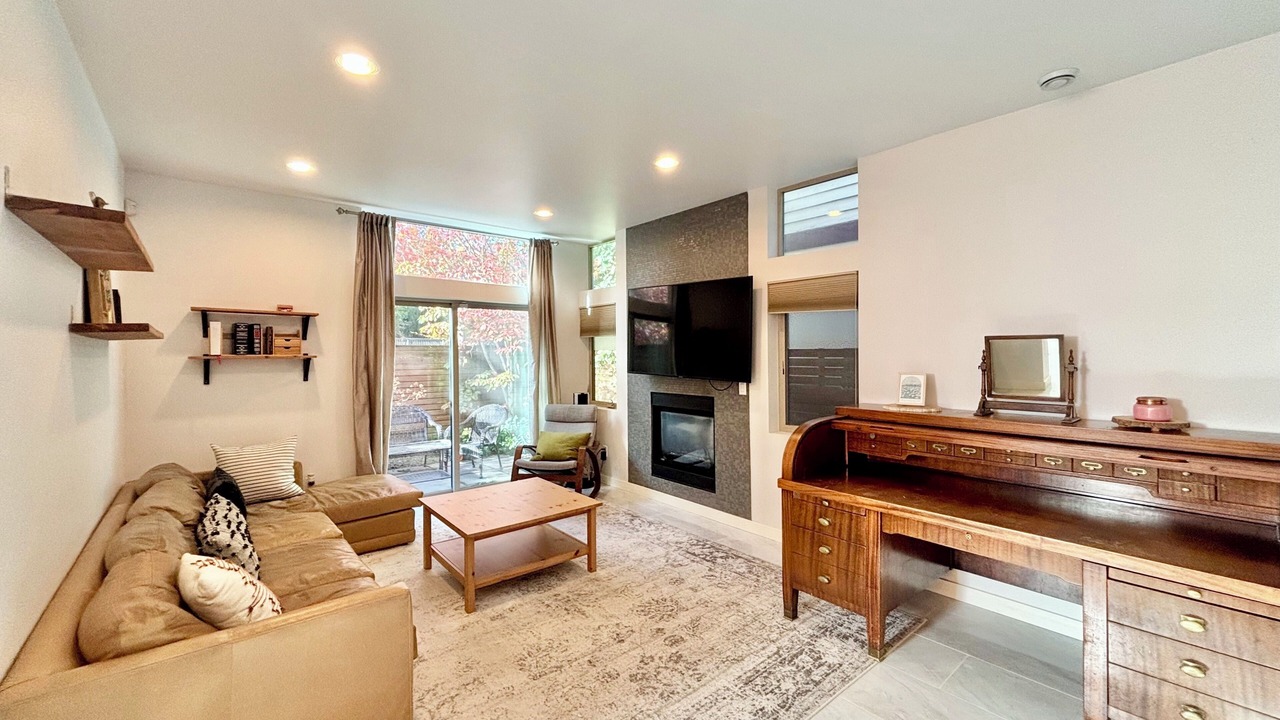 Photo of Livingroom in Minor