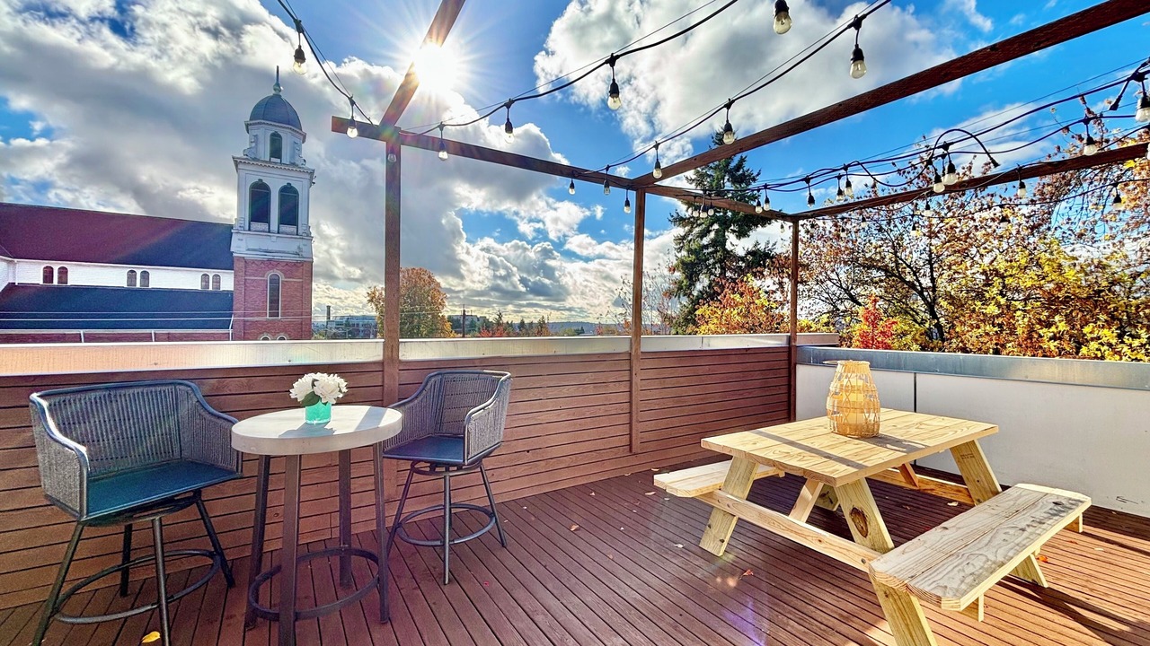 Photo of Outdoor in Minor