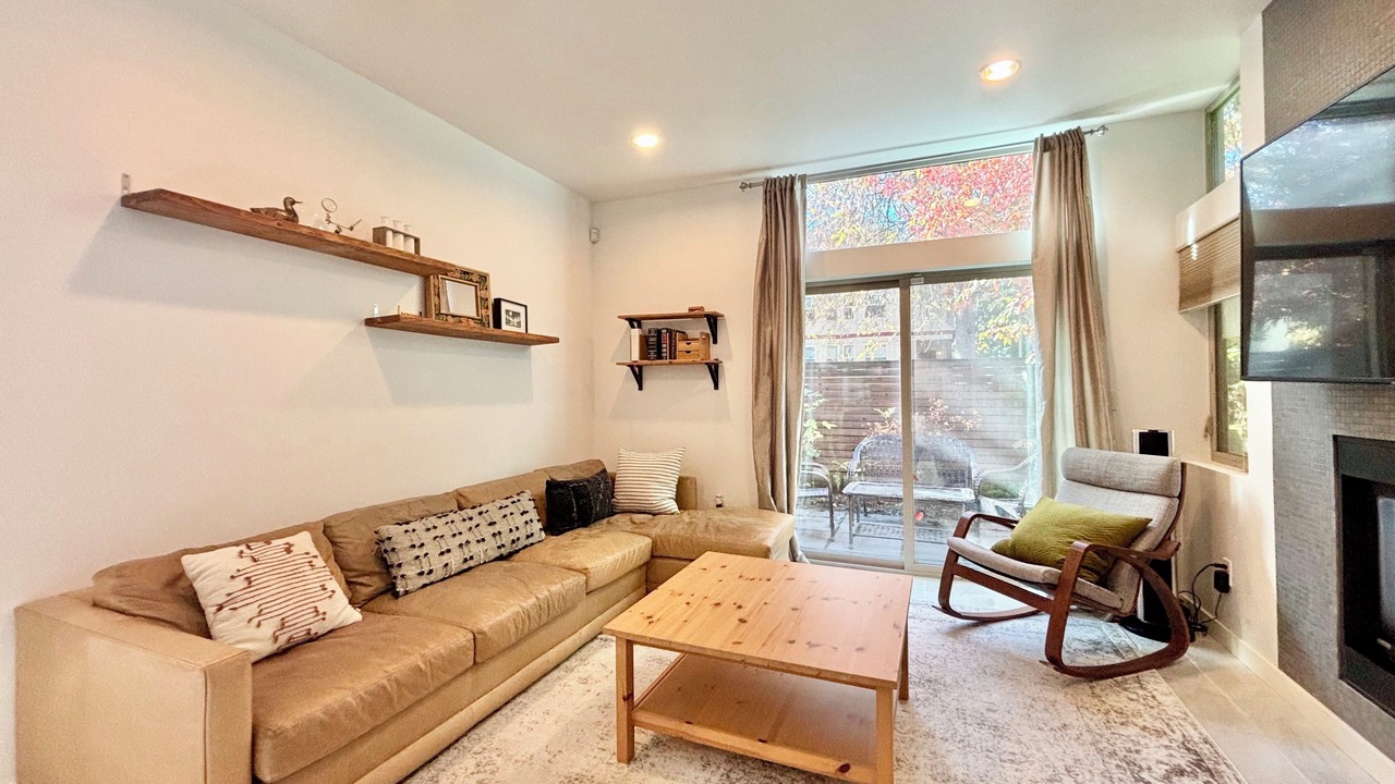 Photo of Livingroom in Minor
