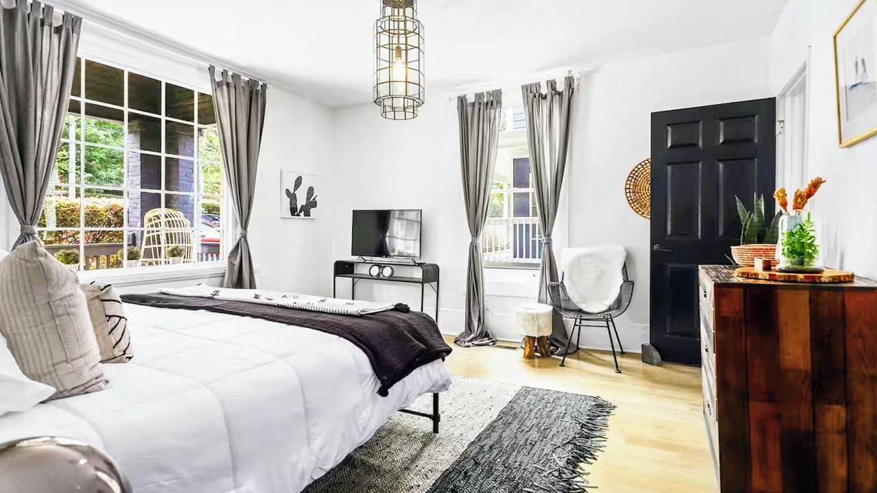 Photo of Bedroom in Old Fourth Ward