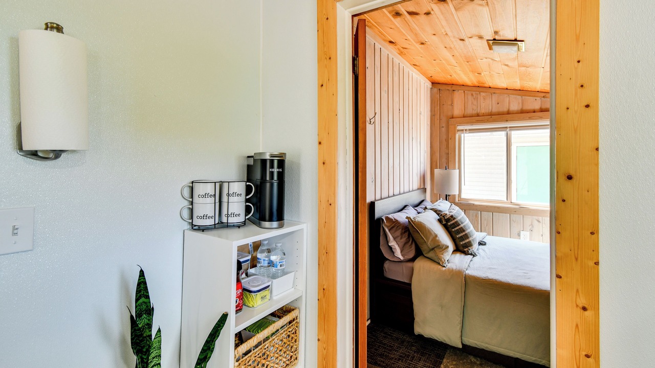 Photo of Bedroom in Prudenville