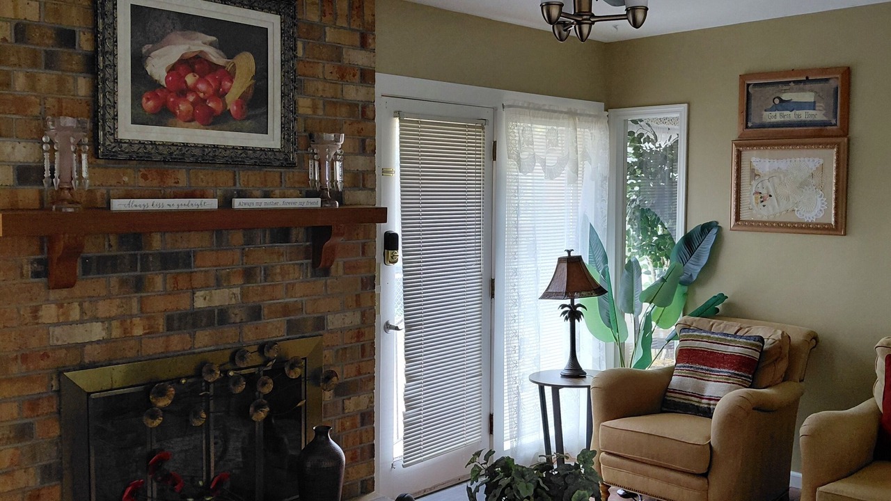 Photo of Livingroom in Loris