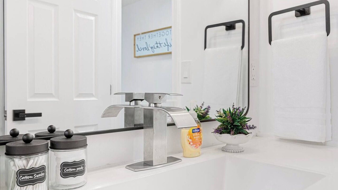 Photo of Bathroom in Hillwood