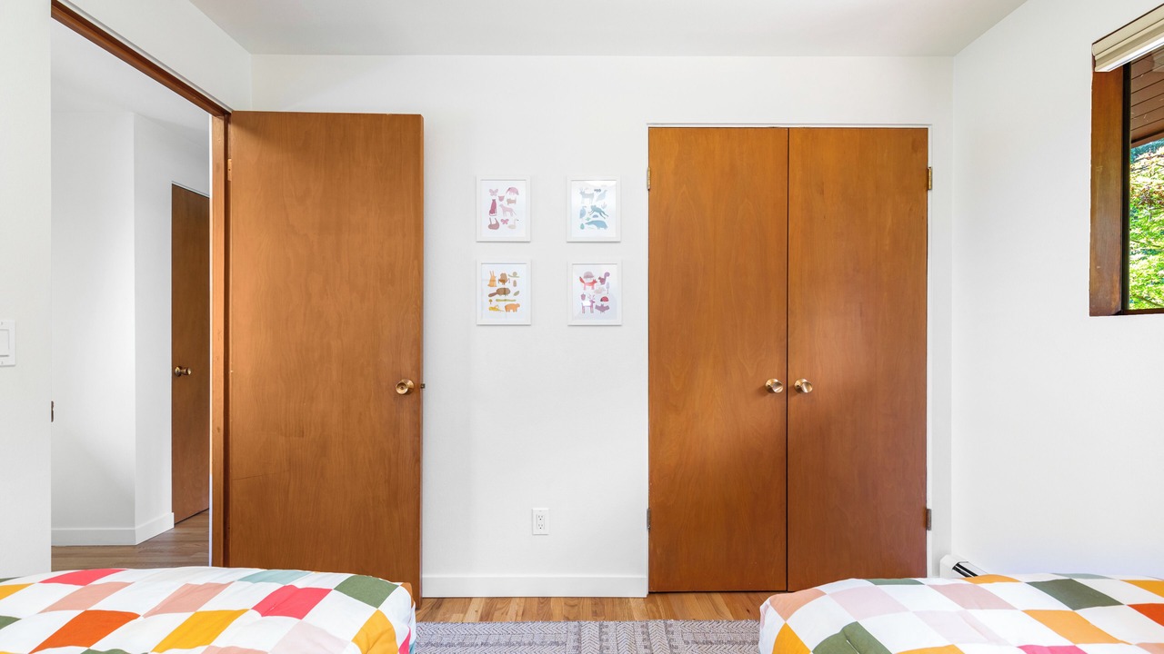 Photo of Bedroom in Seattle Metro Area