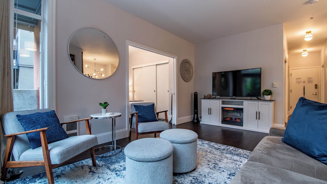 Photo of Livingroom in Belltown