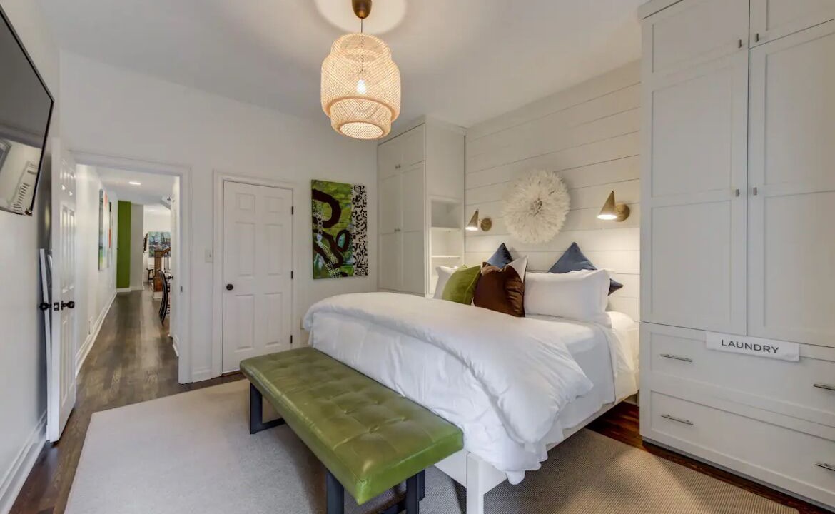 Photo of Bedroom in Midtown