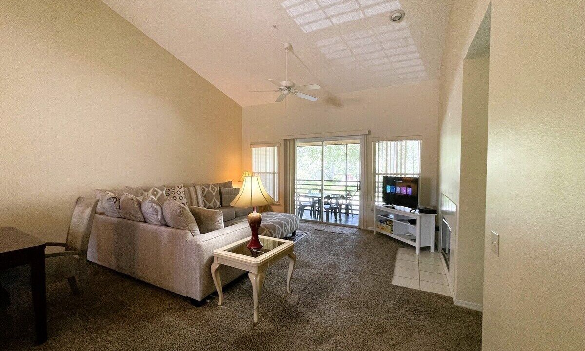 Photo of Livingroom in Ventura