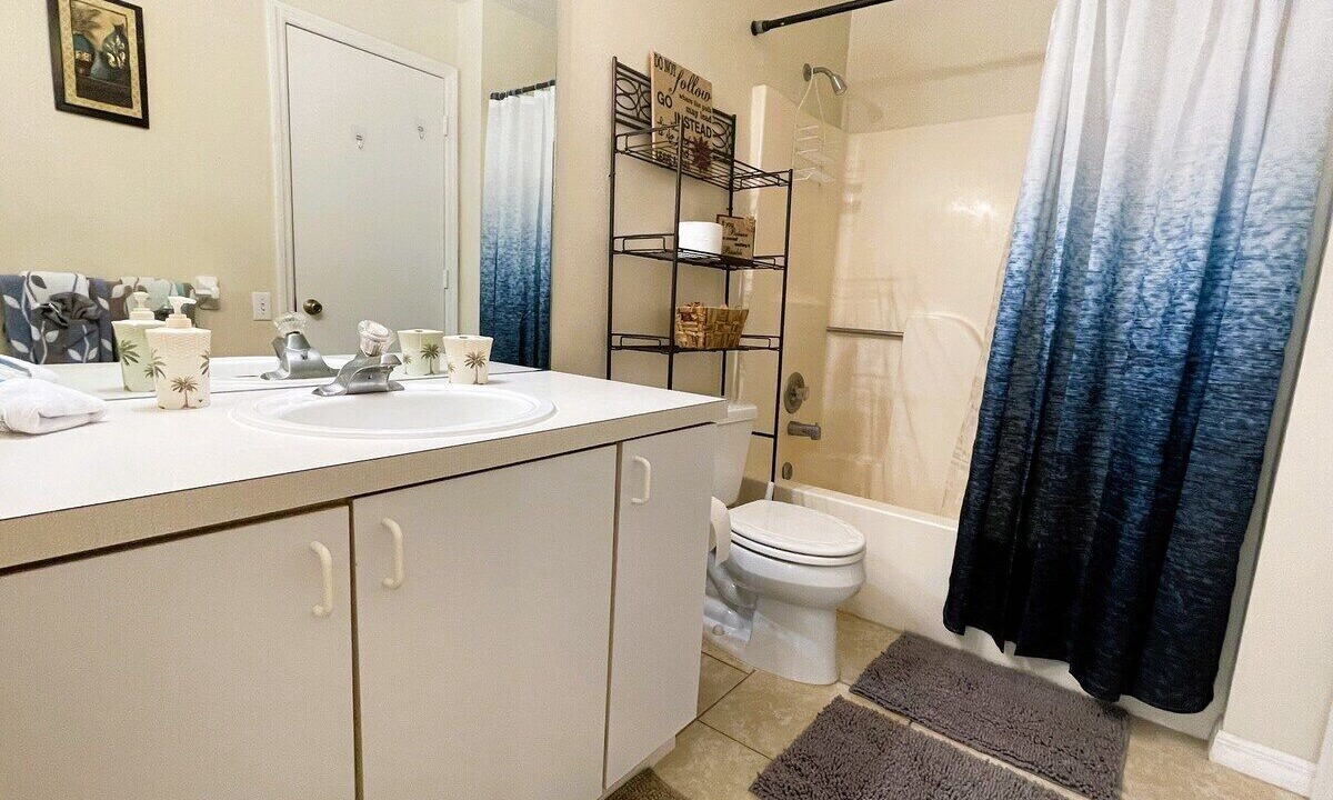 Photo of Bathroom in Ventura