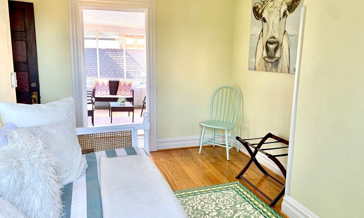 Photo of Outdoor in Martha Jefferson
