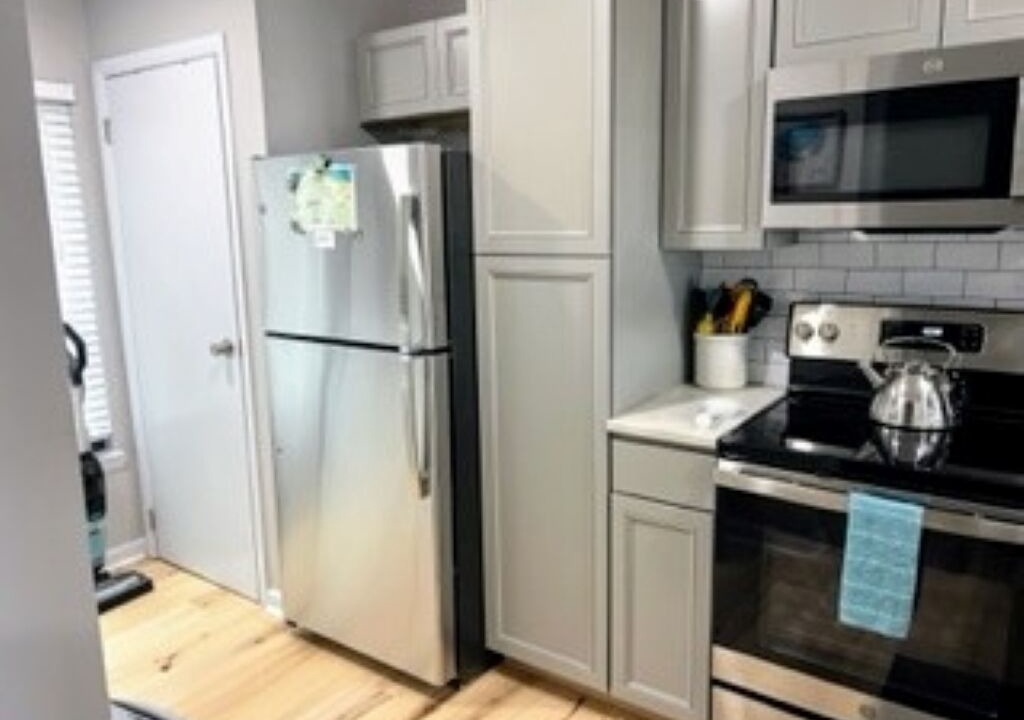 Photo of Kitchen in Oceanmarsh Subdivision