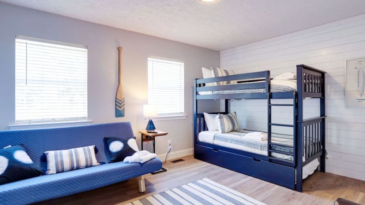 Photo of Bedroom in Whitemarsh Island