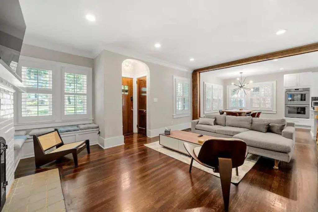 Photo of Livingroom in Buckhead