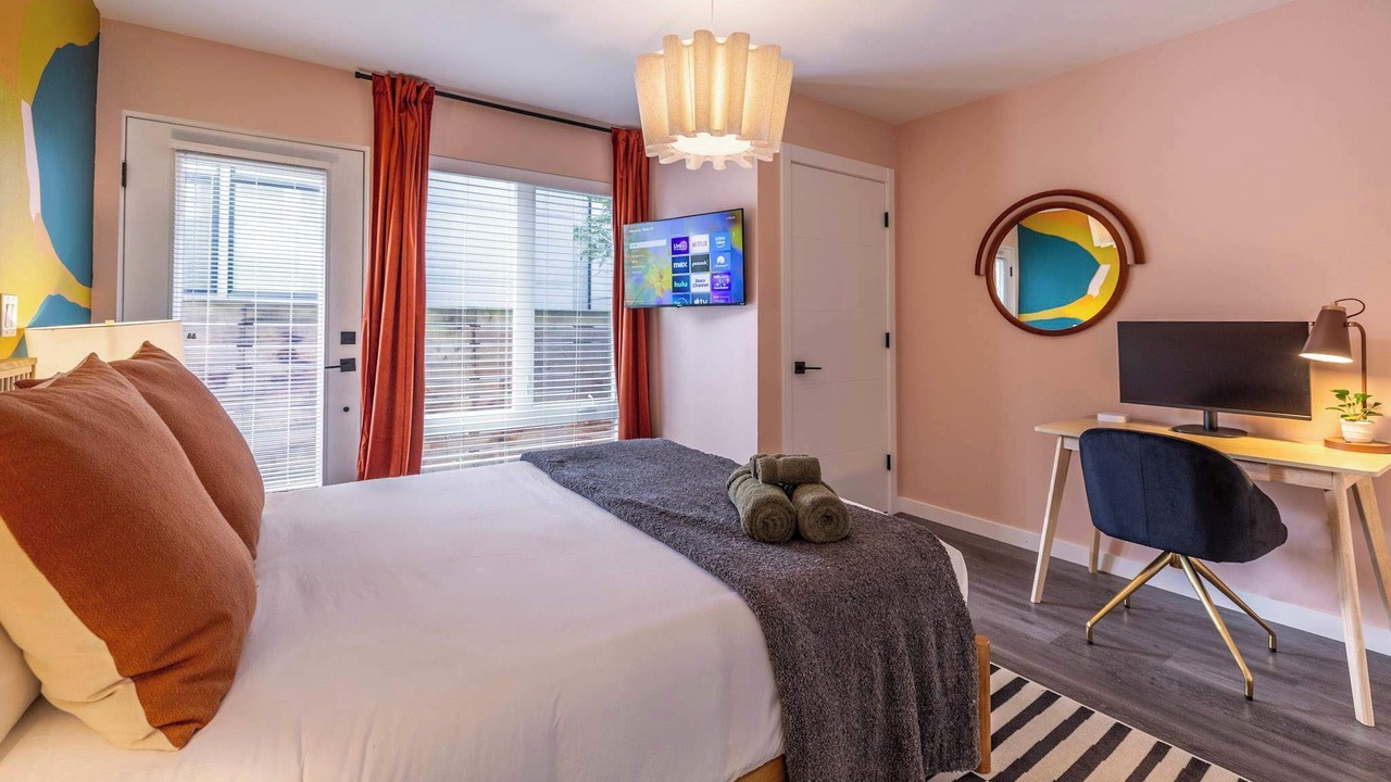 Photo of Bedroom in Minor