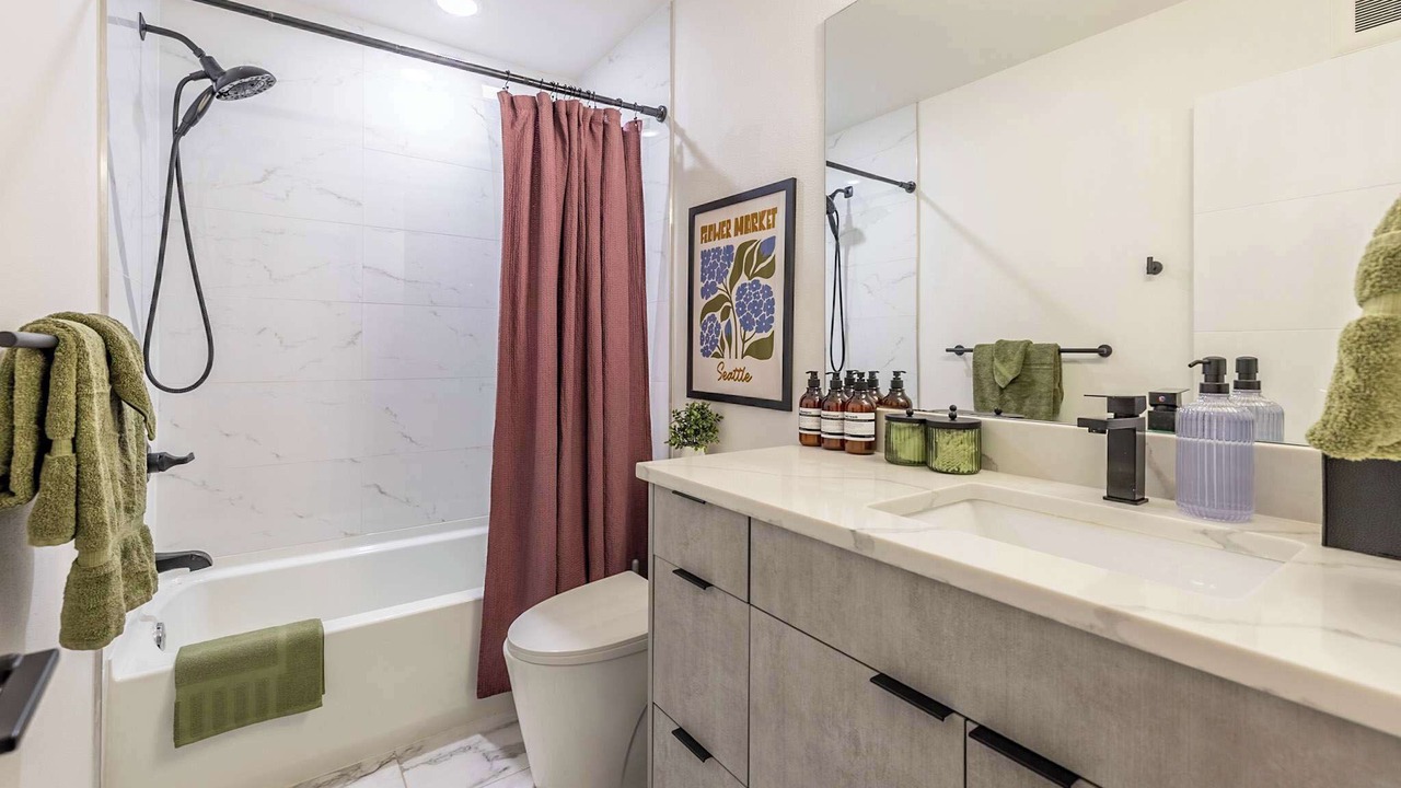 Photo of Bathroom in Minor