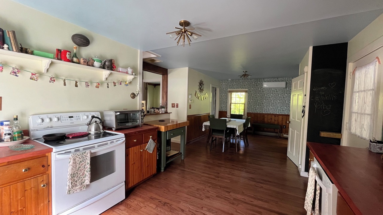 Photo of Kitchen in Phoenicia