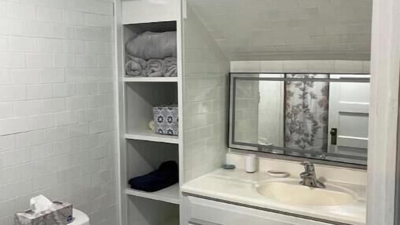 Photo of Bathroom in Tannersville
