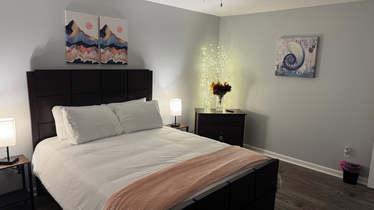 Photo of Bedroom in Cliftondale