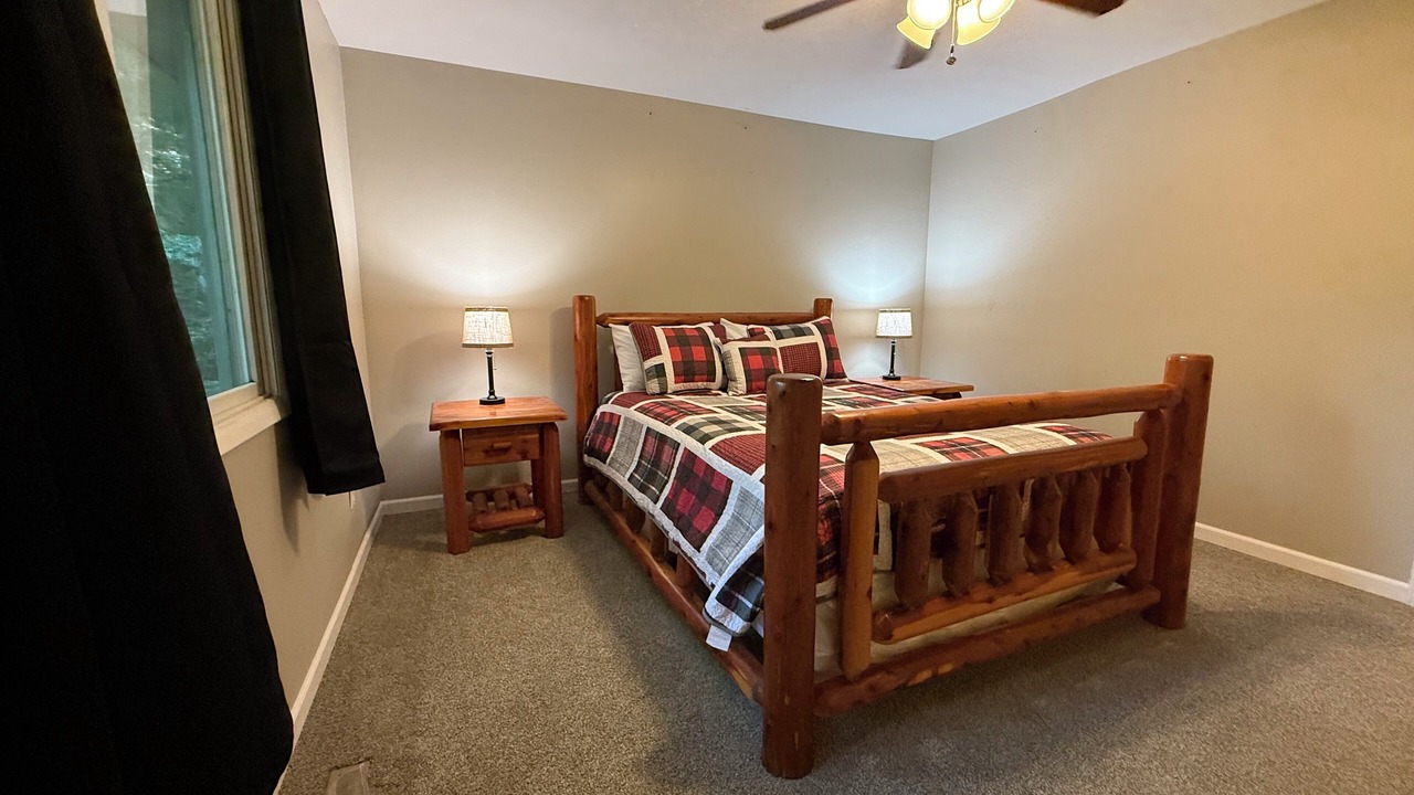 Photo of Bedroom in Prudenville