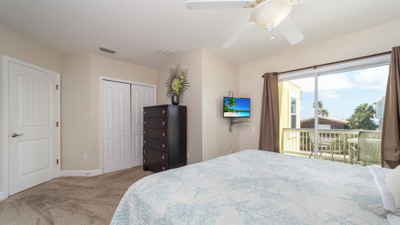 Photo of Bedroom in Butler Beach