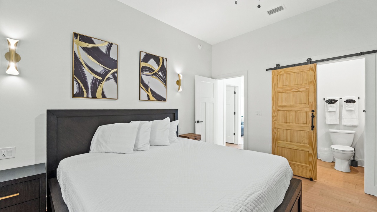 Photo of Bedroom in Foley
