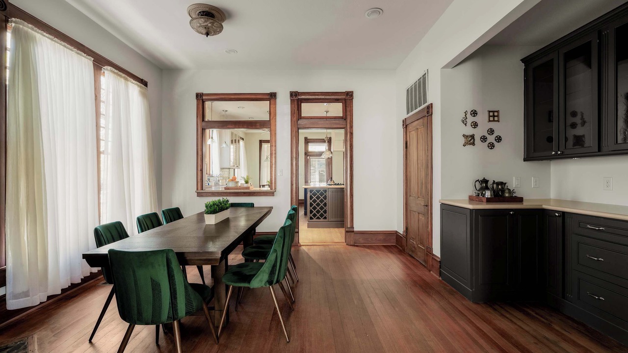 Photo of Livingroom in Clarksville