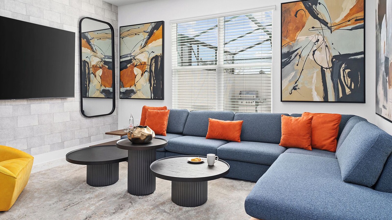 Photo of Livingroom in Florida Center
