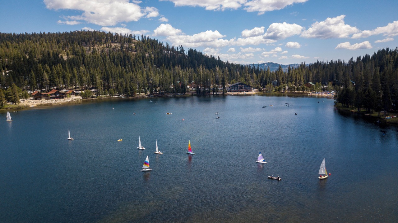 Photo of Outdoor in Serene Lakes