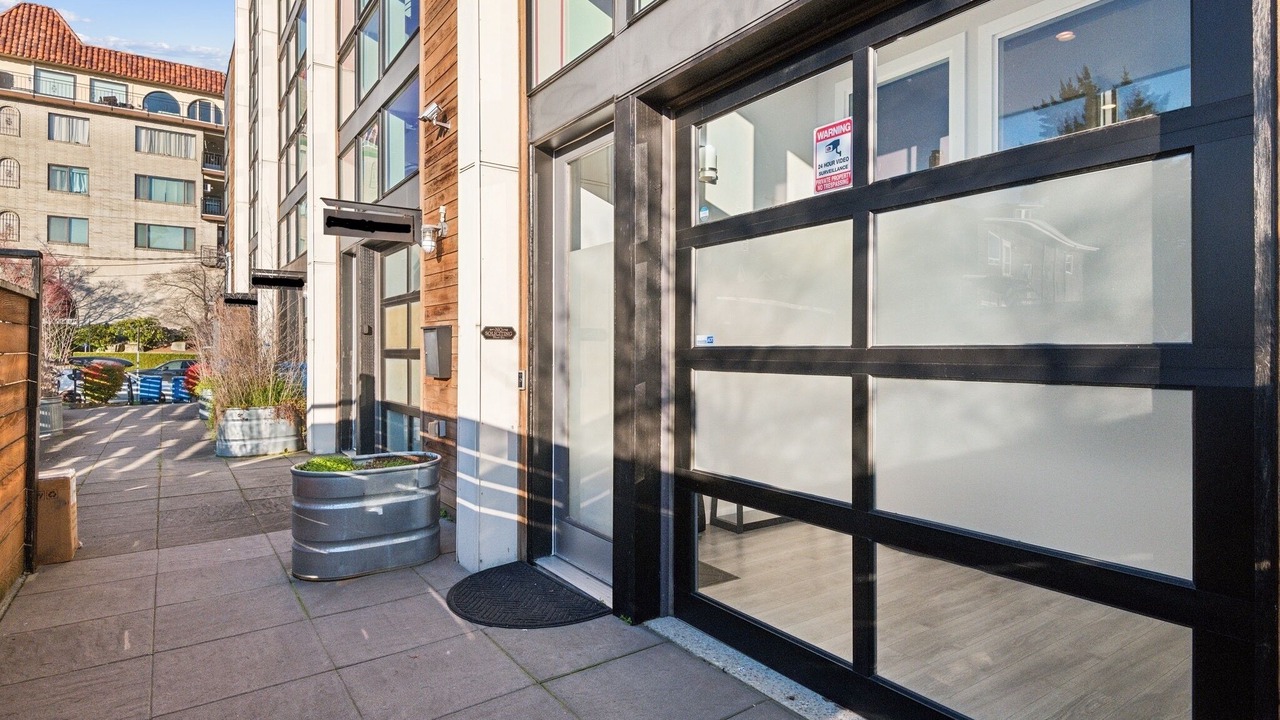 Photo of Outdoor in Lower Queen Anne