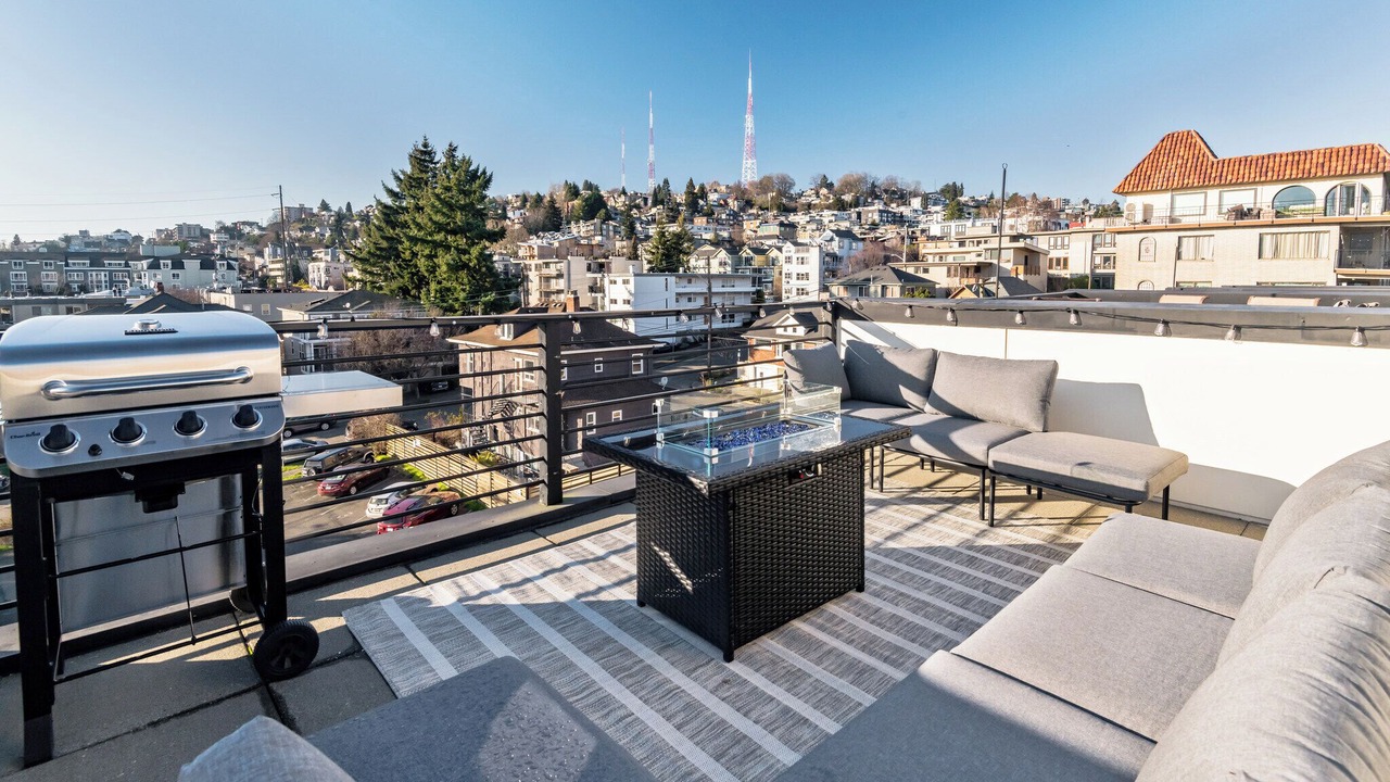 Photo of Outdoor in Lower Queen Anne