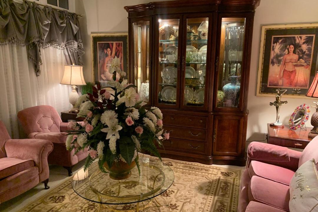 Photo of Livingroom in Cliftondale