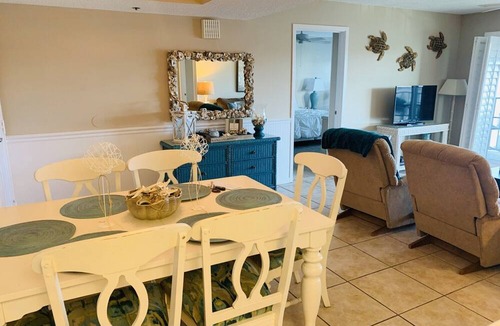 Saint Simons Island Condo | OCEAN VIEW CONDO AT THE BEACH CLUB UNIT 425 ON THE TOP FLOOR - GREAT OCEAN VIEW