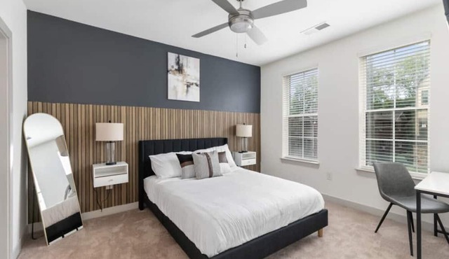 Quiet Comfort & Urban Style: 2-Bedroom Condo 31