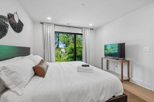 Luxury Townhouse With Exclusive Rooftop Hot Tub